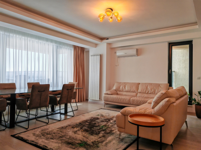 Mamaia Centru apartament nou  230 mp, 3 camere,  decomandat, de inchiriat,  (Butoaie) 161724