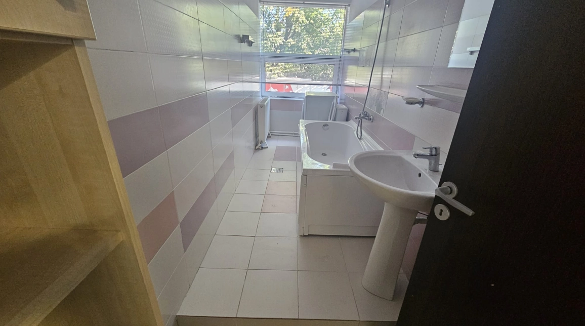 Oferta Apartament nou de vanzare, 2 camere, decomandat, 60 mp, Podul de Fier,  Moara de Vant imagine 9