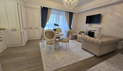 Apartament 3 camere - Centru