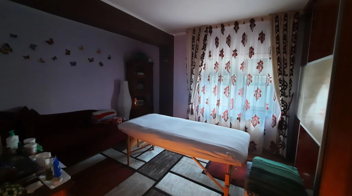 Oferta De vanzare apartament, 4 camere, decomandat, 120 mp, Calea Romanului imagine 4