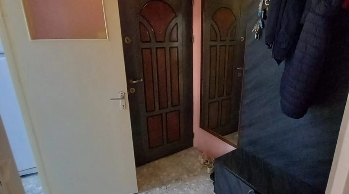 Oferta 2 camere, semidecomandat, 50 mp, de vanzare apartament in zona Podu Ros,  Pasapoarte imagine 4