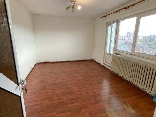 3 camere,  decomandat,  65 mp, de vanzare apartament in zona Podu Ros,  (Cantemir) 162233