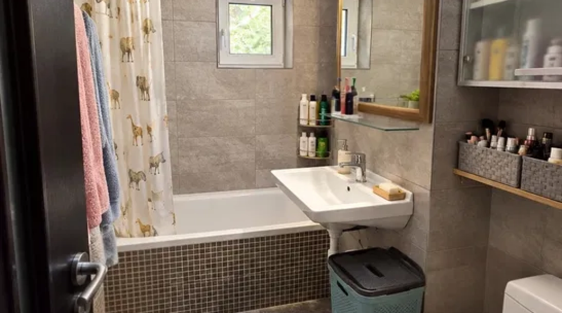 Oferta Apartament, 3 camere decomandat, 70 mp, Podul de Fier, de vanzare,  Palatul de Justitie imagine 7