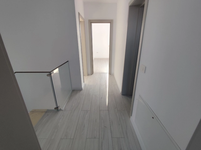 Apartament 4 camere - Popas Pacurari
