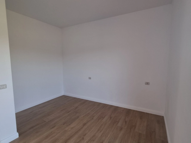 Apartament 4 camere - Valea Adanca