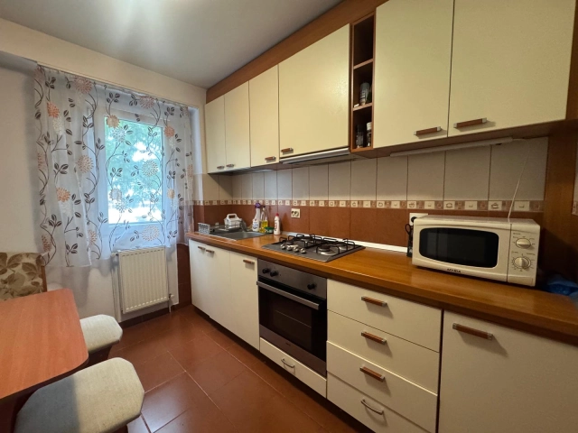 Apartament 2 camere - Podu Ros