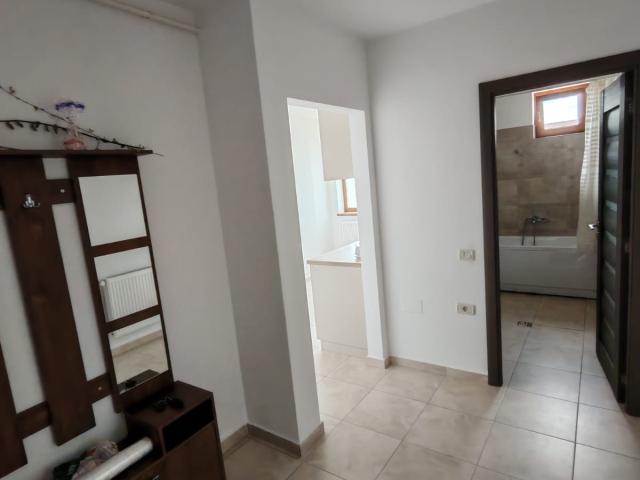1 camera,  decomandat,  44 mp, de inchiriat apartament in zona Calea Romanului,  (Cartier Tei / Stamatin) 162503
