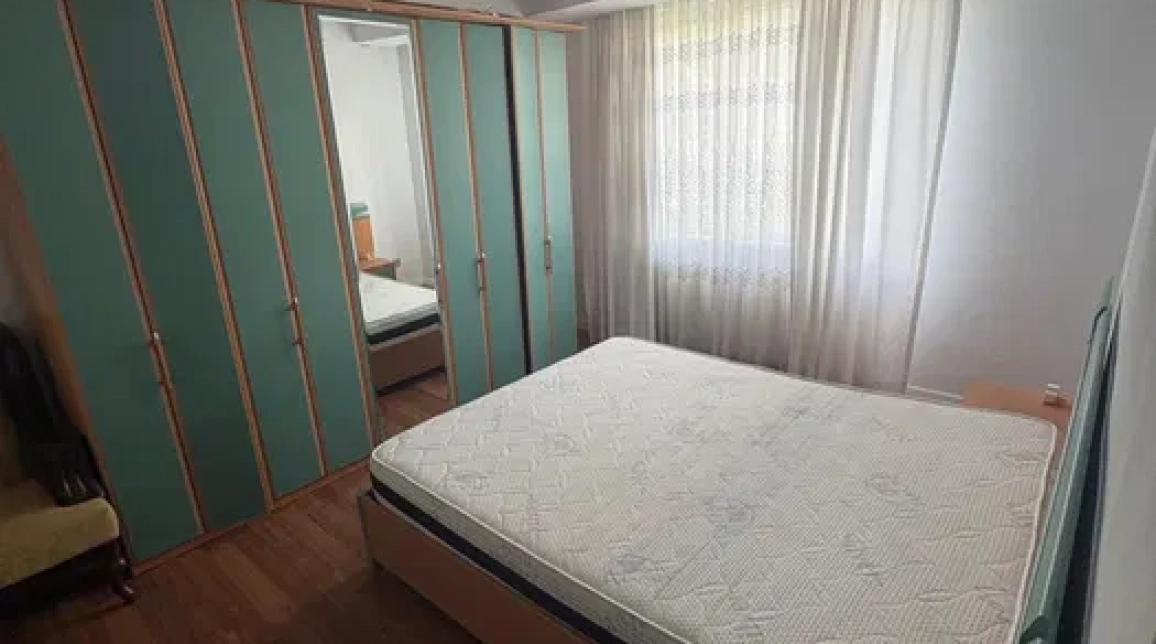 Oferta Apartament, 3 camere decomandat, 71 mp, Central, de inchiriat imagine 5