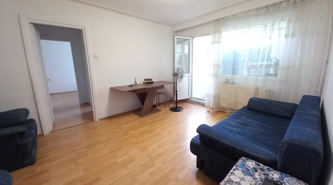 Oferta 2 camere, semidecomandat, 50 mp, de vanzare apartament in zona Podu Ros,  Pasapoarte imagine 5