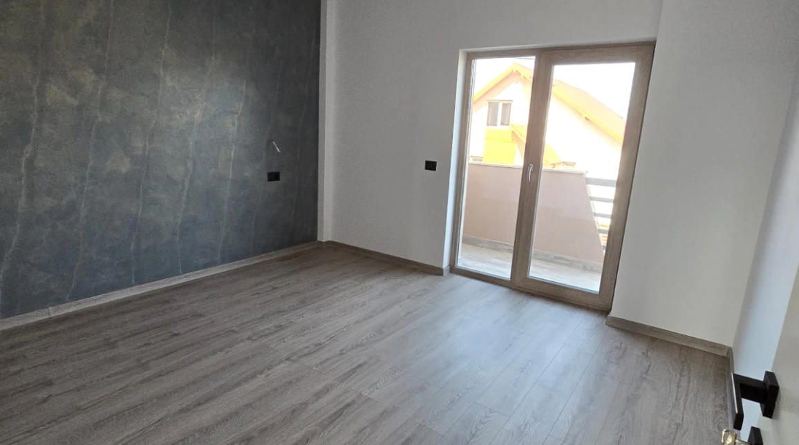 Oferta De vanzare apartament, 3 camere, semidecomandat, 60 mp, Popas Pacurari,  Apartament cu Gradina 1 Decembrie imagine 4