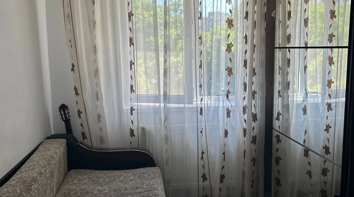 Oferta Pacurari apartament 56 mp, 3 camere, semidecomandat, de vanzare,  ALPHA BANK imagine 11