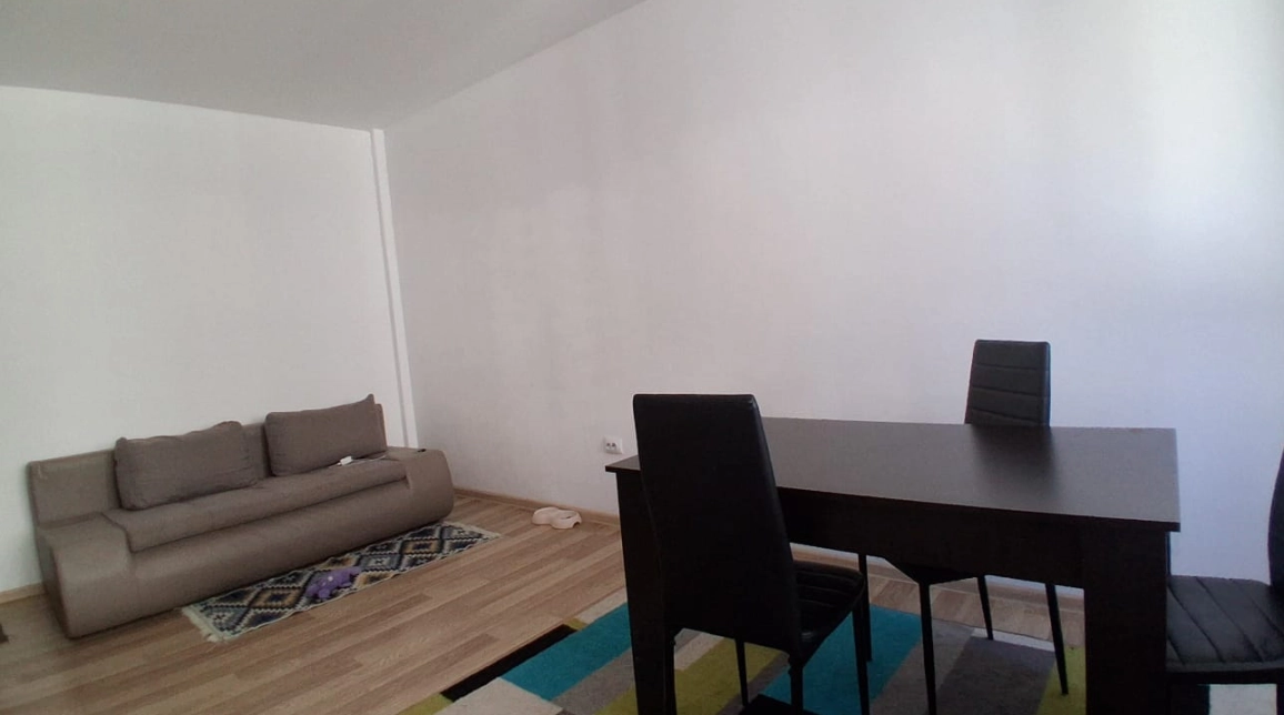 Oferta 2 camere, decomandat, 54 mp, de vanzare apartament in zona Podul de Fier,  Restaurant  Little Texas imagine 2