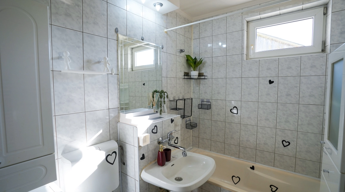 Oferta Apartament de vanzare, 3 camere, decomandat, 75 mp, Precista,  Moldocor / Jandarmerie / Shopping City imagine 18