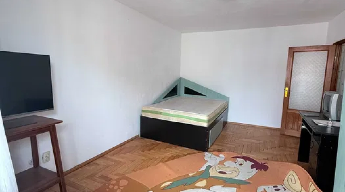 Oferta Apartament, 2 camere decomandat, 52 mp, Precista, de vanzare,  Careffour / Mare e Monte imagine 4