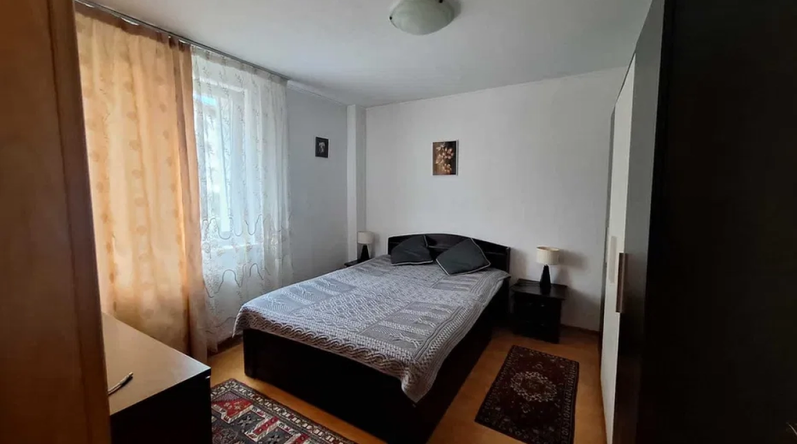 Oferta De vanzare apartament, 2 camere, decomandat, 50 mp, Central,  VIP imagine 2
