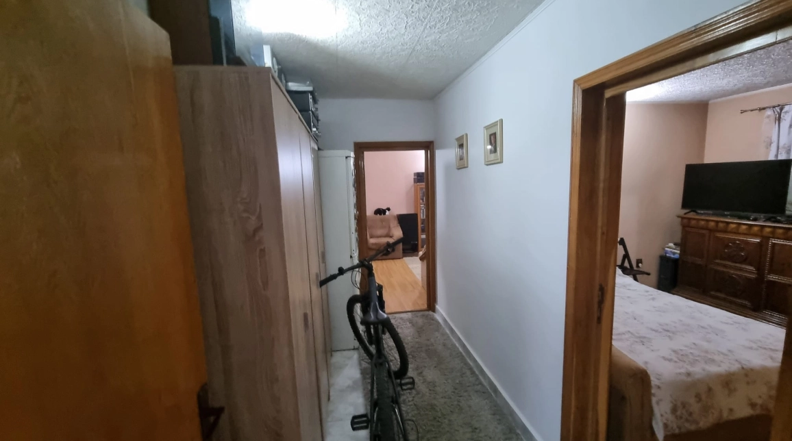 Oferta Apartament de vanzare, 4 camere, decomandat, 81 mp, Nicolina,  Nicolina 2 - Libertatii imagine 11