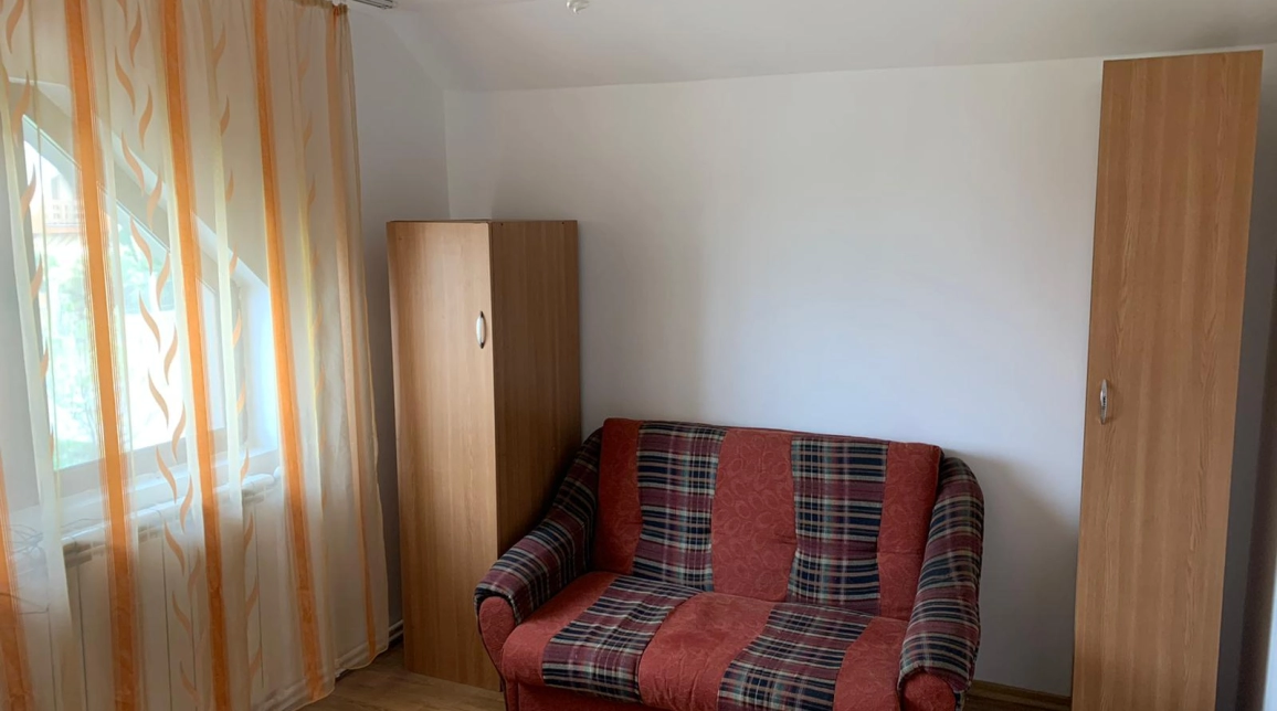 Oferta Casa, 5 camere , 180 mp, Miroslava, de vanzare,  Primaria Miroslava imagine 4