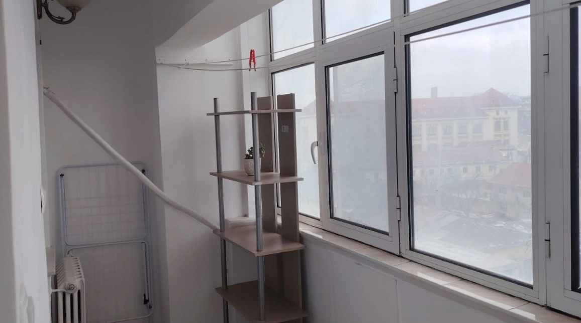 Oferta Apartament de inchiriat, 4 camere, decomandat, 90 mp, Centru,  UMF imagine 8