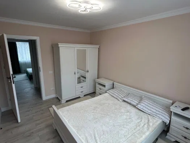 De inchiriat apartament, 3 camere,  semidecomandat,  87 mp, Central,  (Dacia) 161702