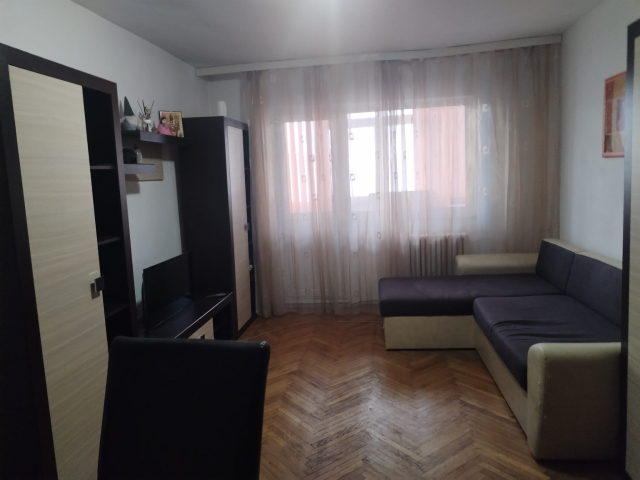 Apartament de inchiriat, 3 camere,  decomandat,  71 mp, Alexandru cel Bun,  (PIATA VOIEVOZILOR - OLIMP) 150155