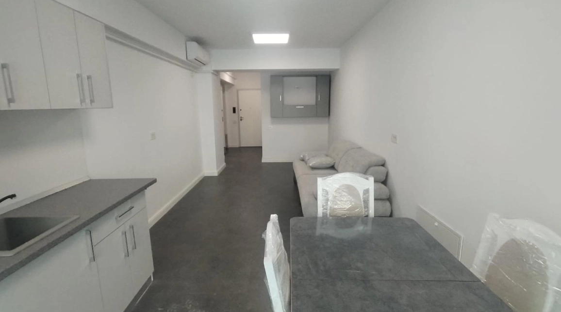 Oferta De vanzare apartament, 2 camere, 100 mp, Centru,  Vis a vis de Palas Mall imagine 4