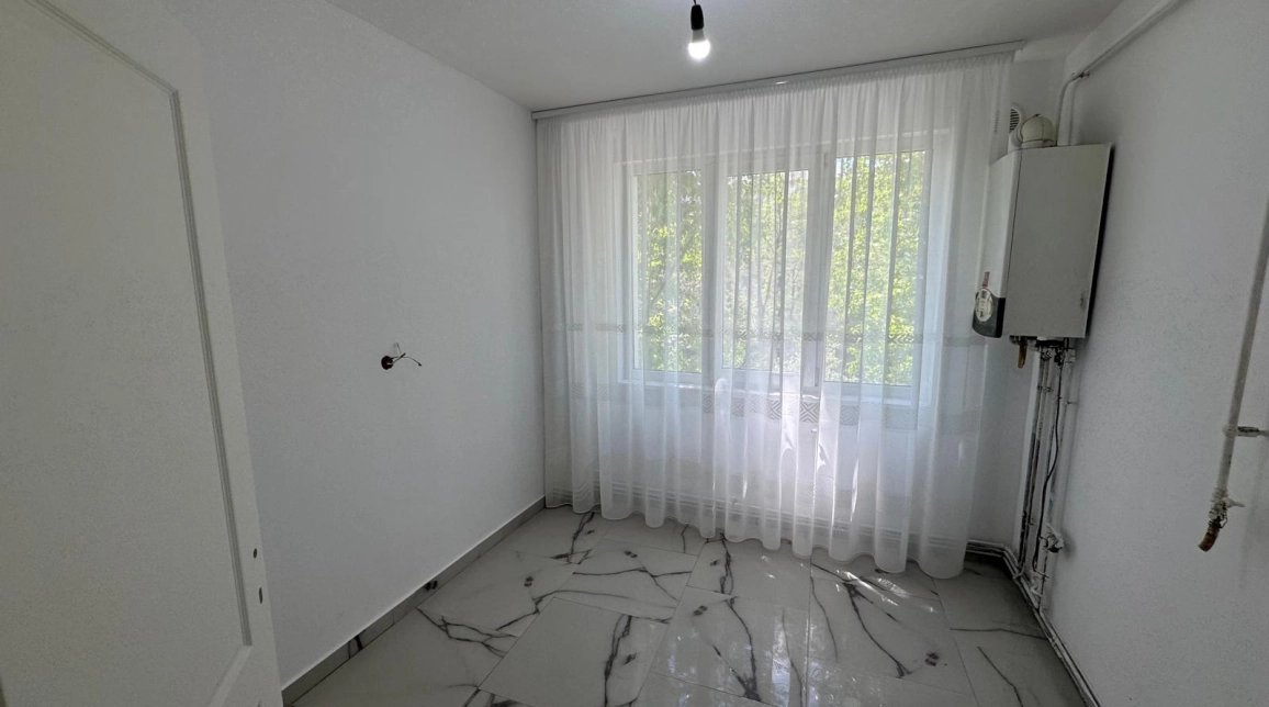 Oferta De vanzare apartament, 3 camere, decomandat, 72 mp, Alexandru cel Bun imagine 6
