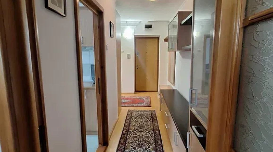 Oferta De vanzare apartament, 2 camere, decomandat, 50 mp, Central,  VIP imagine 4