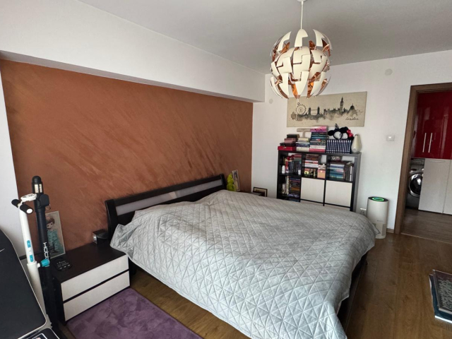 De vanzare apartament, 3 camere,  decomandat,  80 mp, Nicolina,  (ROND VECHI) 163077