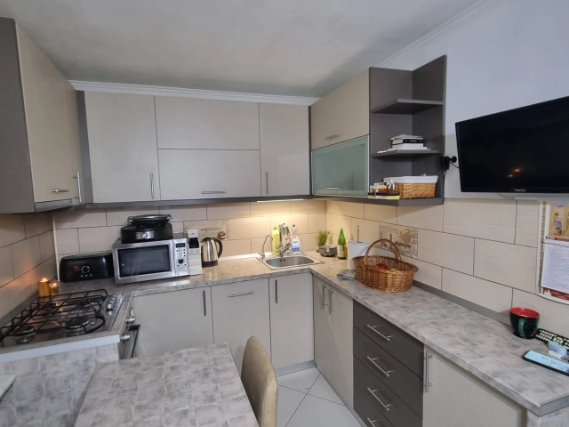 Apartament 4 camere - Nicolina