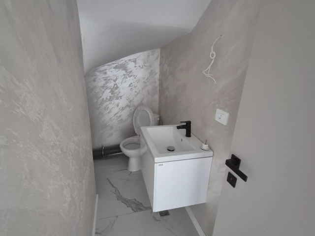 Apartament 3 camere - Bucium