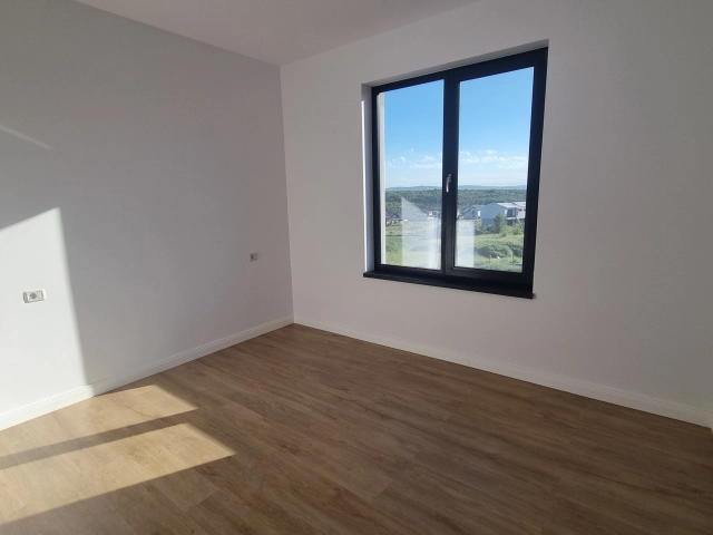 Apartament 4 camere - Valea Adanca