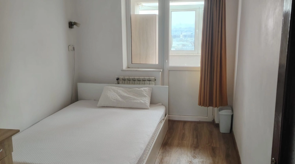 Oferta Apartament de inchiriat, 4 camere, decomandat, 90 mp, Centru,  UMF imagine 4