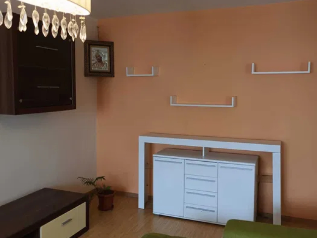 Apartament, 3 camere  decomandat,  80 mp, Nicolina, de inchiriat,  (Selgros) 161531