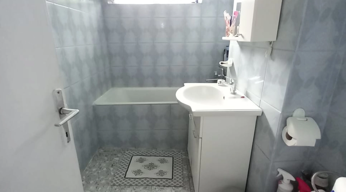 Oferta 2 camere, semidecomandat, 50 mp, de vanzare apartament in zona Podu Ros,  Pasapoarte imagine 7