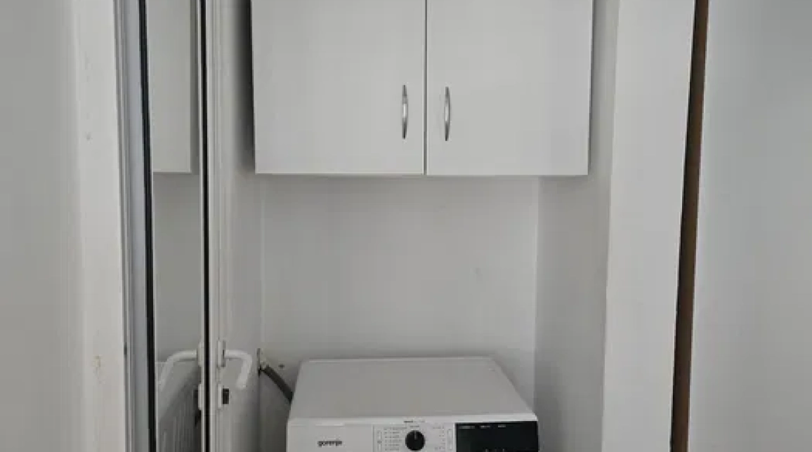 Oferta Apartament de vanzare, 3 camere, decomandat, 65 mp, Central,  Tg Cucu imagine 7