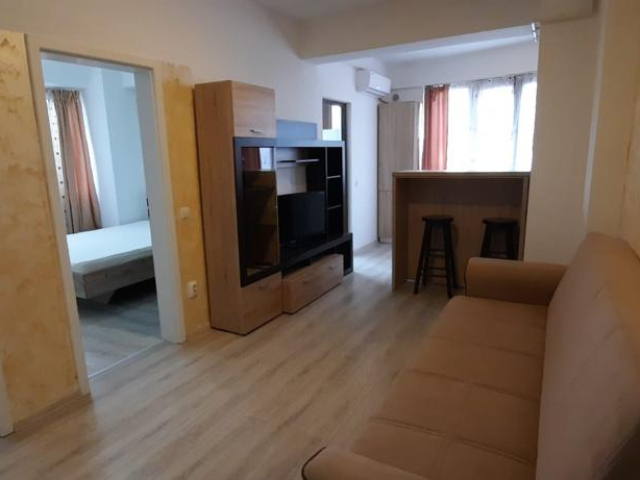 Centru apartament  53 mp, 3 camere,  open-space, de vanzare,  (Vis a vis de Palas Mall) 162204