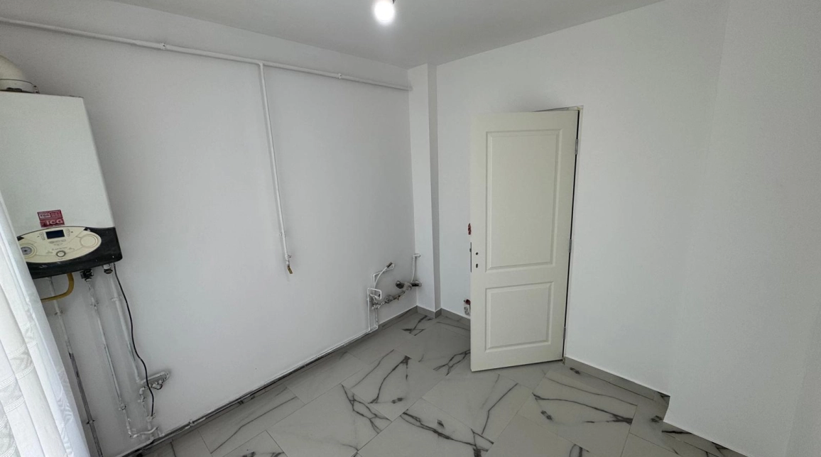 Oferta De vanzare apartament, 3 camere, decomandat, 72 mp, Alexandru cel Bun imagine 2