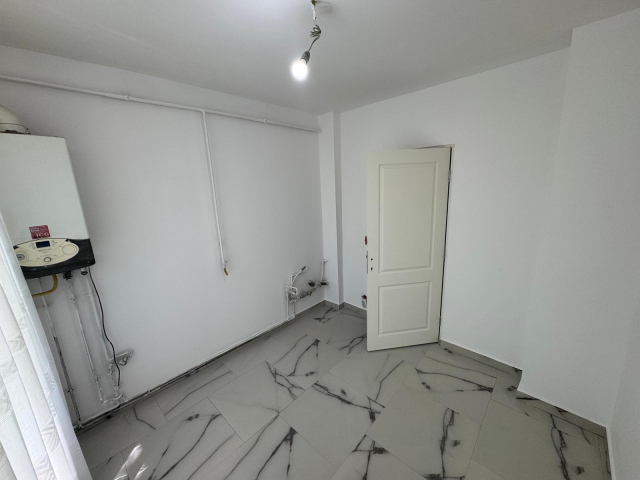 De vanzare apartament, 3 camere,  decomandat,  72 mp, Alexandru cel Bun,   162337