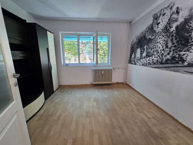Apartament, 1 camera  garsoniera,  16 mp, Podu Ros, de vanzare,  (Hotel Victoria ) 163441