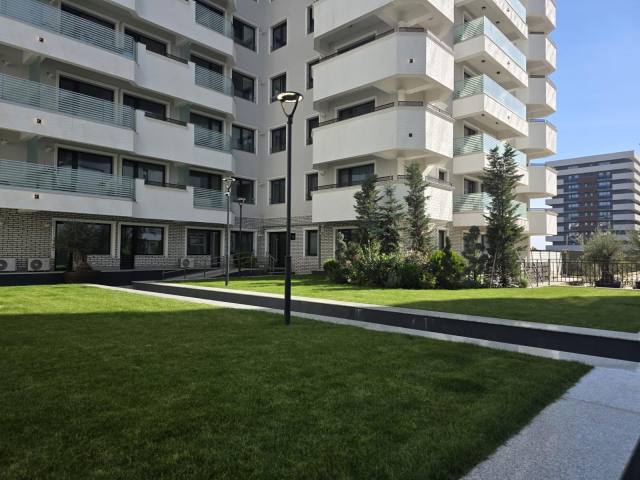 De vanzare apartament nou, 2 camere,  decomandat,  52 mp, Copou,  (Complex Royal Town) 163472