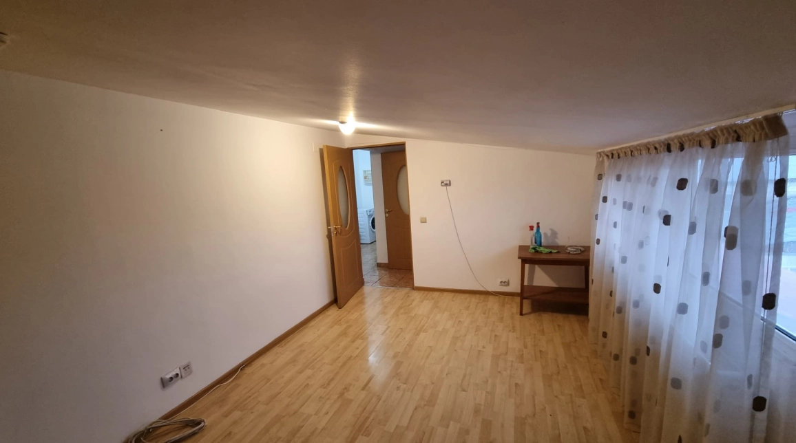 Oferta De vanzare apartament, 2 camere, decomandat, 44 mp, Nicolina,  Piata CUG imagine 2