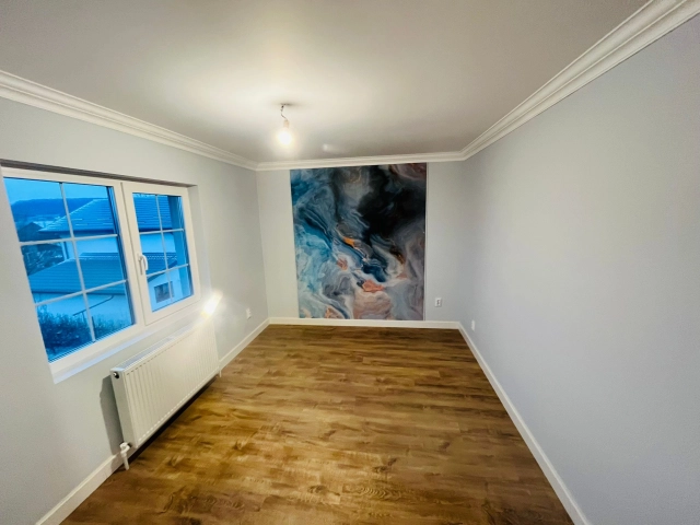 Apartament 4 camere - Breazu