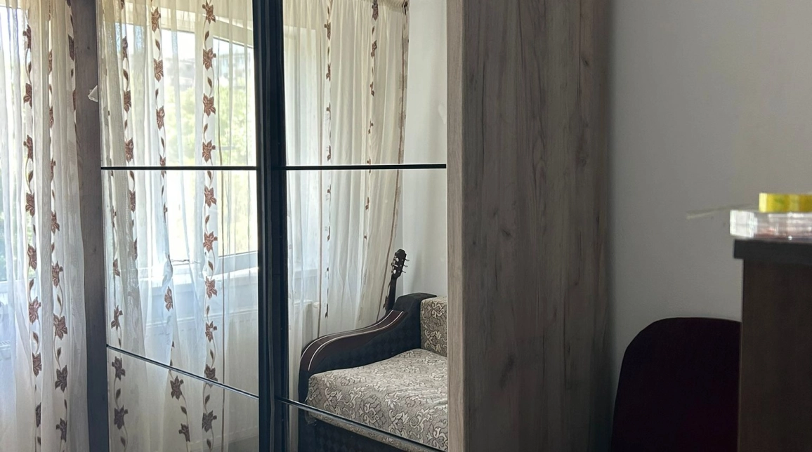 Oferta Pacurari apartament 56 mp, 3 camere, semidecomandat, de vanzare,  ALPHA BANK imagine 10