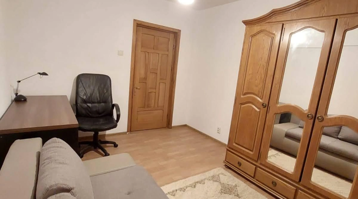 Oferta Nicolina apartament 110 mp, 4 camere, decomandat, de vanzare,  Esplanada- Prima statie Podul Ros imagine 4