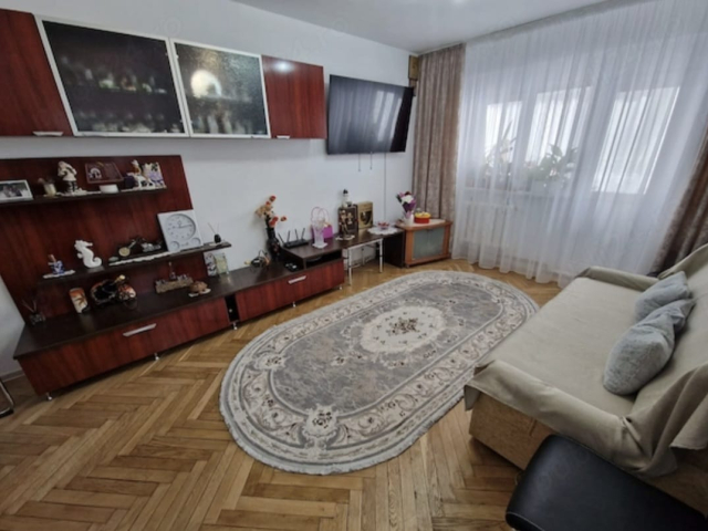 2 camere,  decomandat,  54 mp, de vanzare apartament in zona Mircea cel Batran,   162268