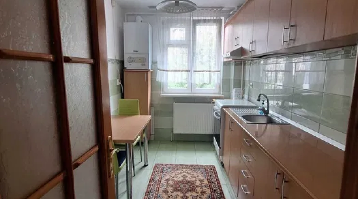Oferta De vanzare apartament, 2 camere, decomandat, 50 mp, Central,  VIP imagine 6