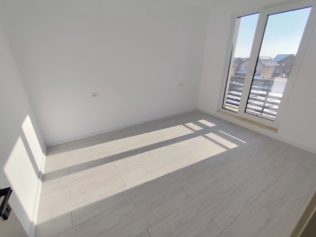 Apartament 4 camere - Popas Pacurari