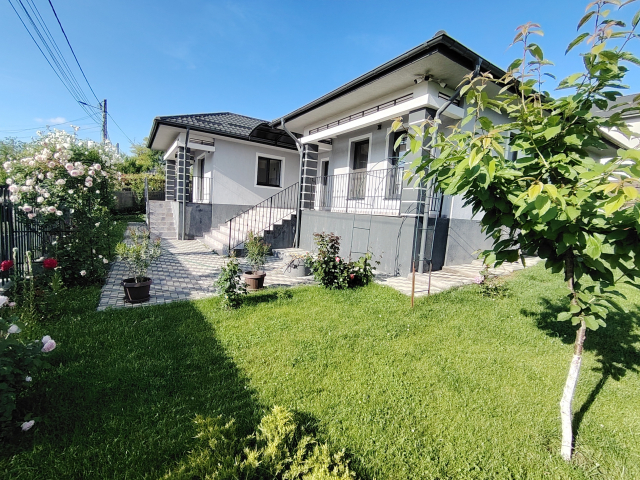 De vanzare casa, 3 camere,  94mp, Miroslava,  (Cresa Balciu) 162592