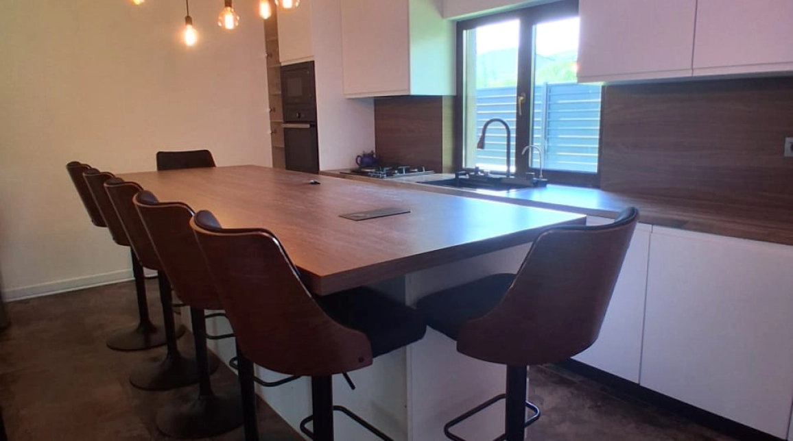 Oferta Casa de vanzare, 4 camere, 149 mp, Valea Adanca,  mai jos de 5 drumuri imagine 4