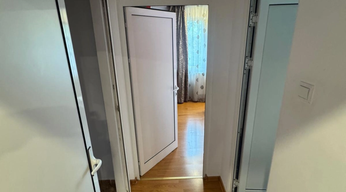 Oferta De inchiriat apartament, 2 camere, semidecomandat, 54 mp, Podu Ros,  Sensul Giratoriu imagine 8